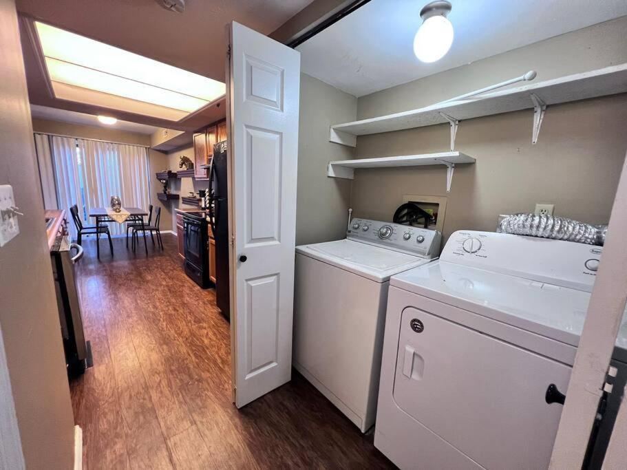 Apartamento The Cozy Townhouse Wpafb & Wsu Fairborn Exterior foto